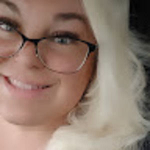 Meet your Posher, Brittney